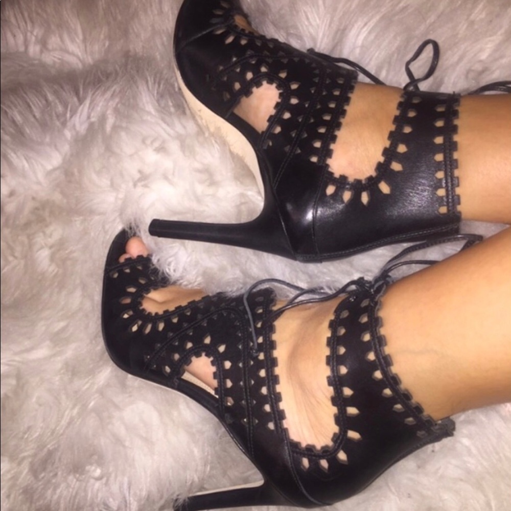 Bundle shoes
